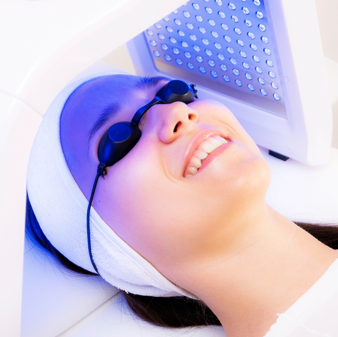 Fototerapi Nedir? Hangi Cilt Hastalıklarında Kullanılır?