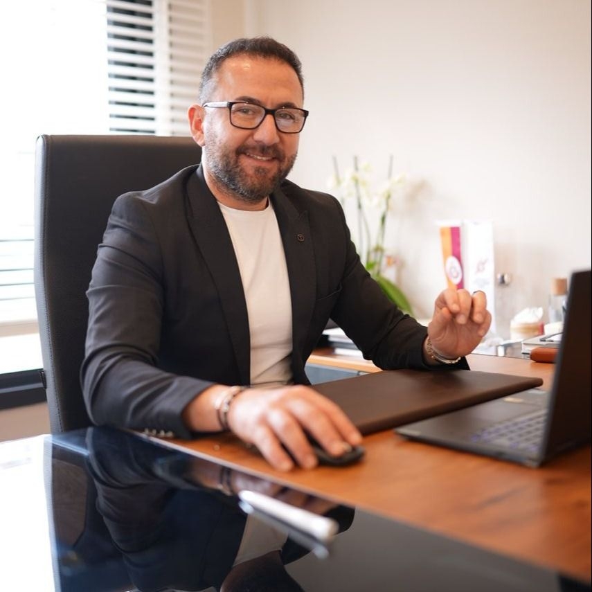 Dr. Mustafa Cihangir