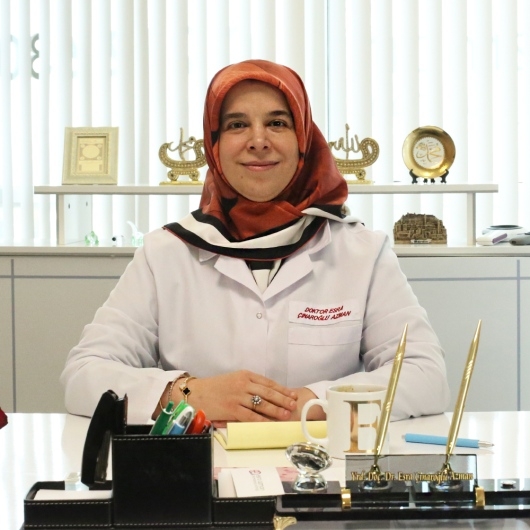 Dr. Esra Azman Çınaroğlu