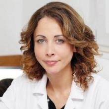 Uzm. Dr. Emine Özge Ayabakan